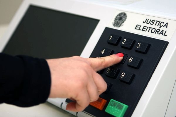 Rodrigo Agostinho apresenta Projeto de Lei para impedir fraude no processo eleitoral